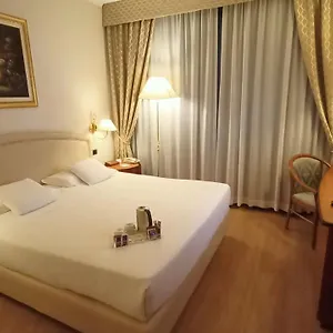 Hotel Western Globus, Forli